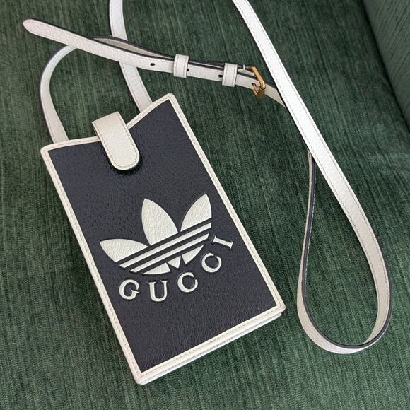 Gucci × Adidas Black Leather Phone Case White Trefoil Logo Crossbody Strap Bag - Picture 1 of 8